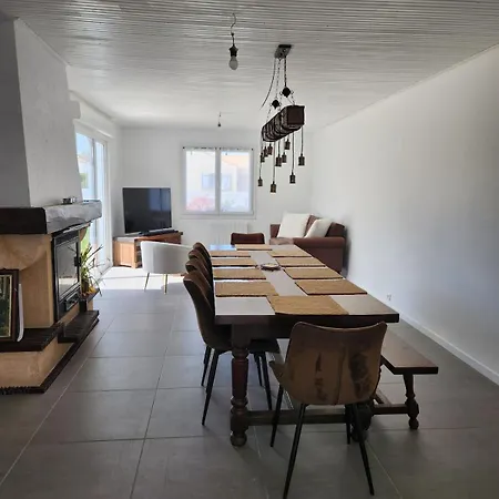 Maison De Proche Saint Gilles X De Vie Coëx