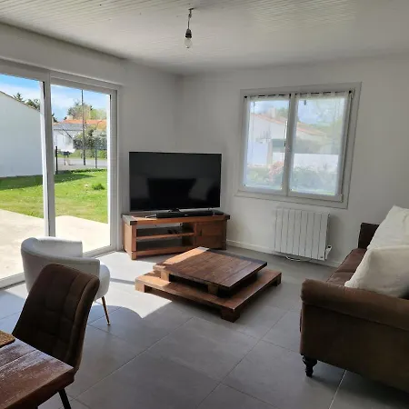 Maison De Proche Saint Gilles X De Vie *